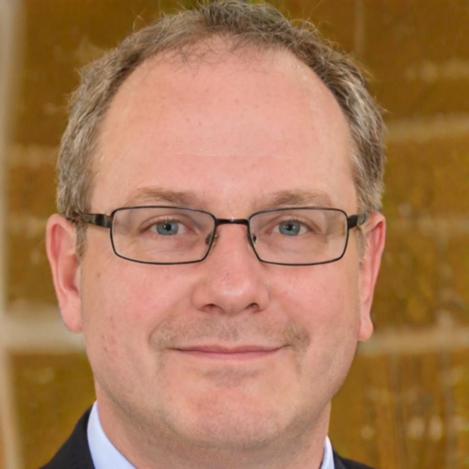 Bernat Torregrosa, Analista de Operaciones Multiunit